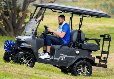 بابانوئل در رختکن تیم بسکتبال دالاس/ کایری اروینگ هم‌تیمی‌هایش را غافلگیر کرد - پارس فوتبال