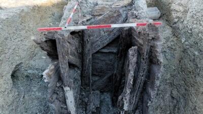 کشف جواهرات ارزشمند زیر اتوبان؛ طلا، نقره و کهربا