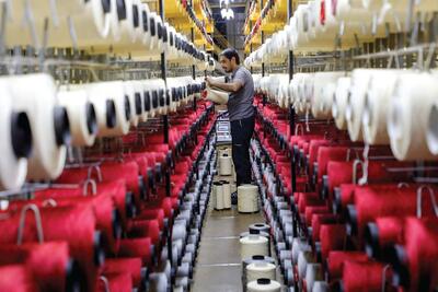 اختلال در گردش مالی واحدهای تولیدی به خاطر نگاه اقتصادی بانک‌ها