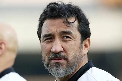 خداداد جای خیابانی عذرخواهی کرد!