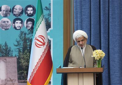 بهره‌گیری از نخبگان کلید توسعه خراسان جنوبی - تسنیم