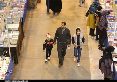 نوزدهمین نمایشگاه بین‌المللی کتاب کرمان افتتاح شد - تسنیم