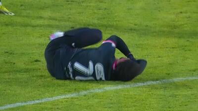 مصدومیت اورونوف مقابل تراکتور