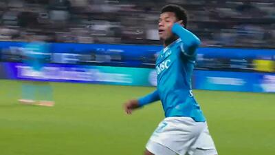 گل اول ناپولی به میلان (نرس)