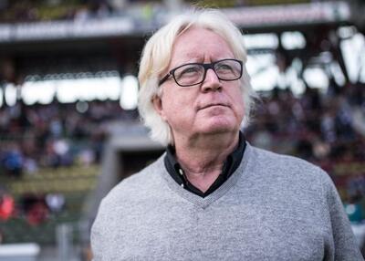 شفر: بعید است که این استقلال قهرمان شود!