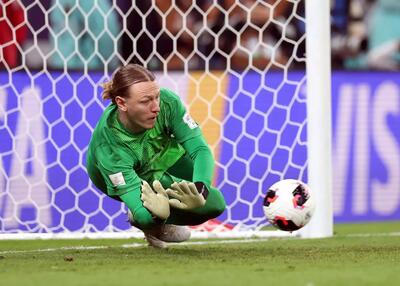 گرفتن 4 پنالتی پیاپی: سافونوف فینال جهان را بلعید