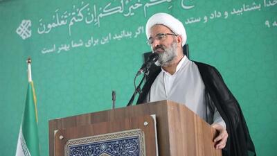  تاکید امام جمعه سمنان بر لزوم برخورد با گرانی‌ها