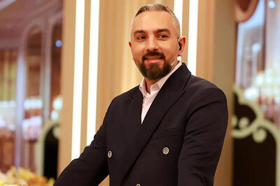  عکس جدید مجری برنامه صبحانه ایرانی در یک مکان مذهبی