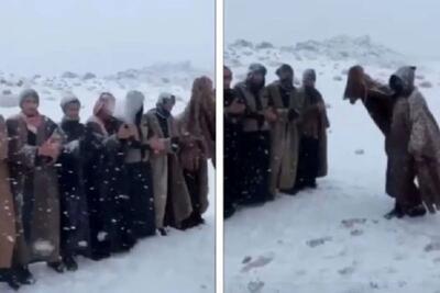 رقص و اسکی با دشداشه عربستانی‌ها در برف