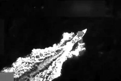 ارتش آمریکا از حمله به دو کشتی خبر داد