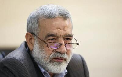 حمله دوباره نماینده مجلس دوازدهم به روحانی:  برخی اتهامات در حد «افساد فی‌الارض» و حکمش اعدام است/ قالیباف از اختیاراتش سوءاستفاده کرد