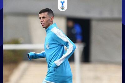 واکنش آسانی به حذف پرسپولیس؛ نگاه می‌کنم و می‌خندم!