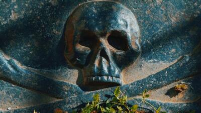  کشف قبر ضد زامبی در آلمان؛ افسانه یا واقعیت تاریخی؟ - گیمفا