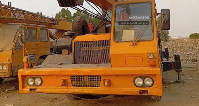 حراج 26 دستگاه ماشین الات کاکرده و مازاد ( آخرین فرصت) شامل : لیفتراک ،کشنده ، کفی تریلر،جرثقیل