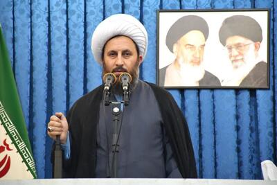  تاکید امام جمعه خوی بر برخورد قاطع با نابسامانی‌های بازار