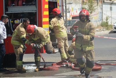 آتش سوزی در کرج با مصدومیت ۲ نفر همراه شد