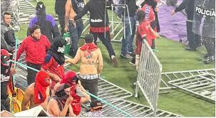 ویدیو| شورش در مدلین؛ اعتراض هواداران ایندیپندنته به قهرمانی رقیب