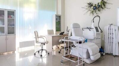 تبلیغ کلینیک زیبایی متخلف توسط یک نماینده مجلس! - مردم سالاری آنلاین