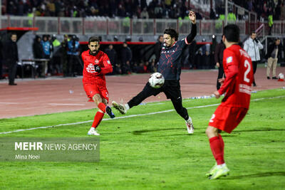 یک بازی و هزار نشان که تراکتور از پرسپولیس عبور کرد؛ هیجان جان گرفت!