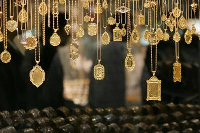 بازار طلا به سمت خریدهای خرد رفت/ هشدار نسبت به تبعات مسدودسازی حساب فعالان صنف