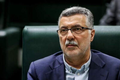 وزیر بهداشت: خرید دارو انجام شده اما در انتقال ارز مشکل داریم