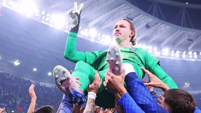 ماتوی سافونوف با وجود شکستگی دستش پنالتی‌های بازیکنان فلامینگو را مهار کرد! - پارس فوتبال