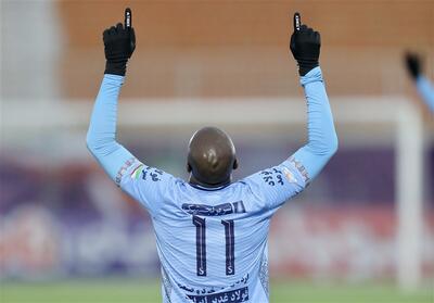 رنی: با همین روند می‌توانیم به رؤیایی بزرگ فکر کنیم/ از رفتار گرم ایرانی‌ها شگفت‌زده شدم - پارس فوتبال