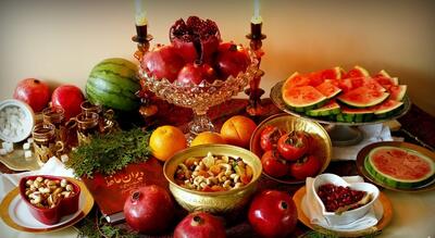  شب یلدا چه شبی است و در این شب ایرانیان چه می کنند؟