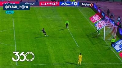 مارک کلاتنبرگ: اشتباهات مرگبار بیژن حیدری نتیجه بازی تراکتور - پرسپولیس را تغییر داد