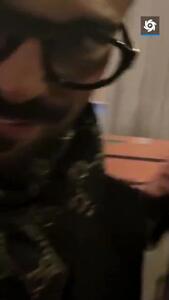 تیپ متفاوت رامین رضاییان در جشن سالگرد استقلال+ ویدئو