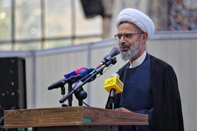  هویت خبیث دشمن برای افکار عمومی تبیین شود