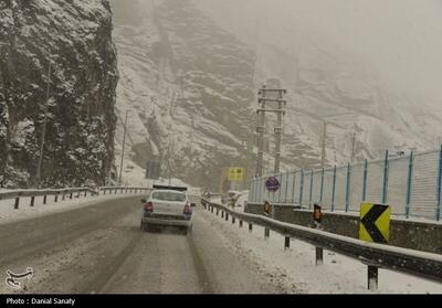 لغزندگی شدید محور خواف به تایباد/ تردد فقط با زنجیرچرخ امکان‌پذیر است - تسنیم