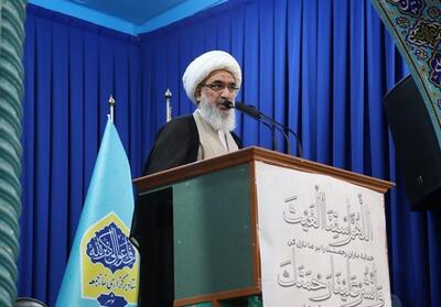 امام جمعه بوشهر: مردم استان مرزی بوشهر باید کالاهای اساسی را ارزان‌تر تهیه کنند - تسنیم