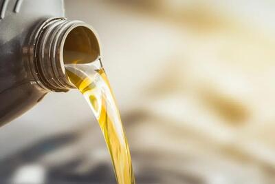 انواع روغن قالب بتن و کاربردهای آن‌ها؛ راهنمای جامع برای دستیابی به بتن اکسپوز 