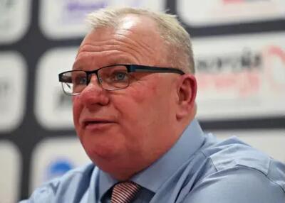 کاهش وزن ۵۴ کیلویی مربی انگلیسی در هشت ماه!