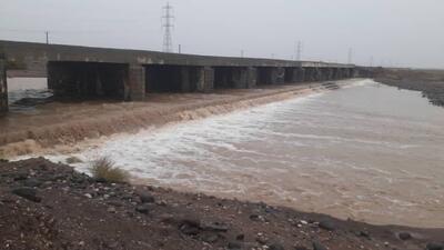  محور دلگان به ایرانشهر هم اکنون مسدود شد