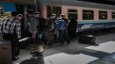 قطار مشهد به تهران دچار نقص فنی شد