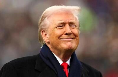 ترامپ: هیلاری کلینتون باهوش تر از کامالا هریس است