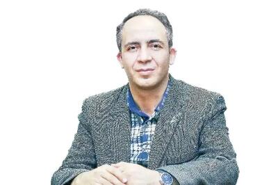  وحید شقاقی: ۹۰ میلیون ایرانی باید متضرر شوند تا یک نفر رانت خود را از دست ندهد