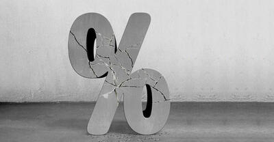 معمای نرخ بهره؛ چرا ایران راه جهان را نمی‌رود؟