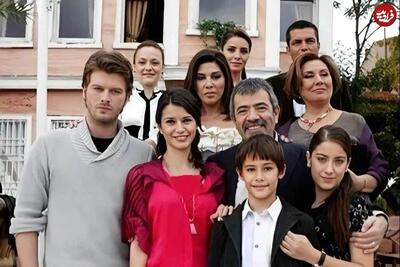  تاریخ وبگردی | دورهمی بازیگران سریال «عشق ممنوع» بعد از ۱۷ سال