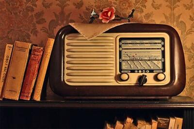 شنیدن نغمه یلدایی روی موج رادیو