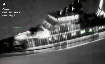  یک کشتی و سکوی نفتی روسیه در دریای خزر هدف قرار گرفت/ پای اوکراین در میان است؟