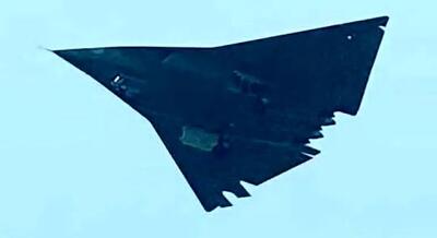 رونمایی چین از جنگنده نسل ششم خود/ زرادخانه‌ای مخوف در شکم اژدها/ آمریکا عقب ماند+عکس