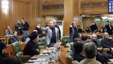 روز سیاه شورای شهر/  قالیباف، زاکانی را از تهران حذف کرد؟/ جراحی زیبایی بر روی شهردار تهران