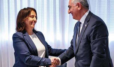 اعلام تاریخ سقوط نظام جمهوری اسلامی توسط معشوقه اسرائیلی رضا پهلوی + فیلم