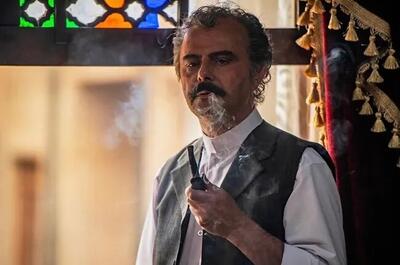 انصراف علی مصفا از نقش بصیرالملک در بامداد خمار؛‌ قصه بهم می‌ریزد؟ |  اختلاف با نرگس آبیار بالا گرفت!