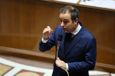 بدهی فرانسه؛ همچنان رو به افزایش