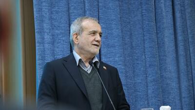 پزشکیان: به دنبال اصلاح شبکه‌های اصلی و نیمه‌اصلی در حمل‌ونقل هستیم