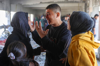  حماس: حمله به مدرسه آوارگان در شرق غزه نقض آشکار آتش‌بس است